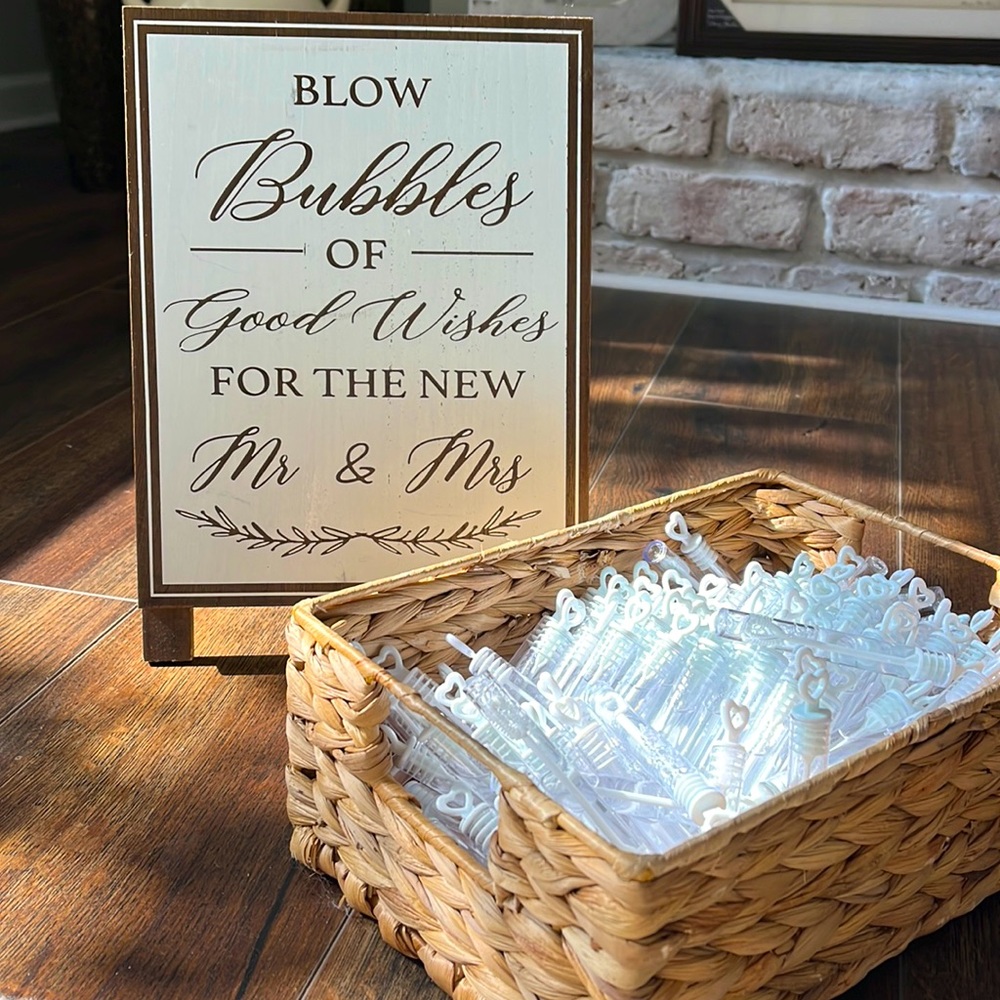 Wedding Favors - Bubbles for Send Off!